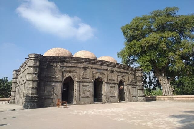 কুসুম্বা মসজিদ | Kusumba Mosque